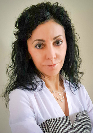 Dr. Szab va Ph.D.