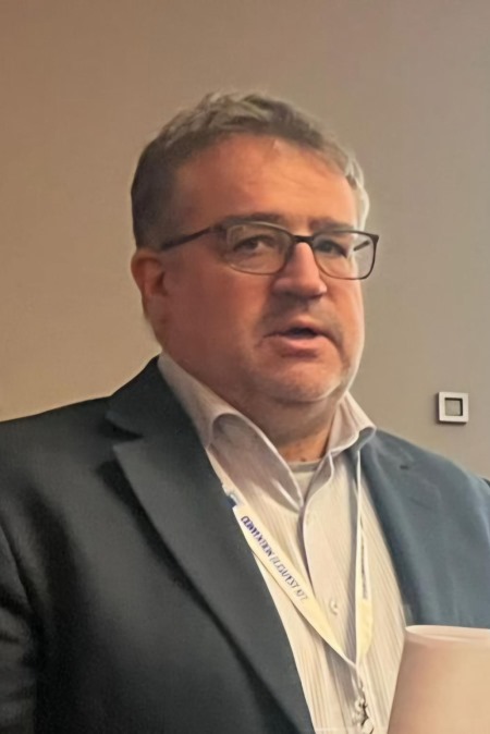 Dr. Fldesi Csaba 