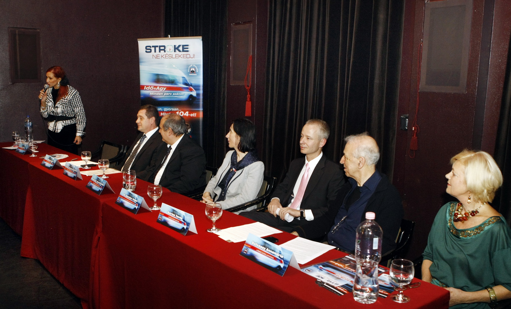 Kép címe Kép címe